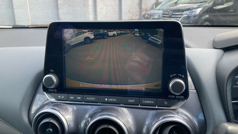 Nissan Juke 1.0 DiG-T 114 N-Connecta 5dr Petrol Hatchback